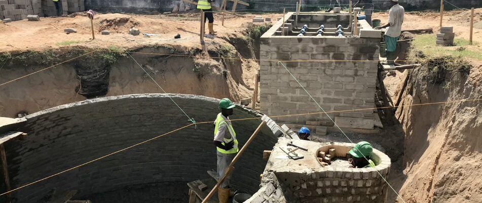 Tanzania_wastewater_5_Construction_of_biogas_digester_and_anaerobic_baffled_for_faecal_sludge_DEWATS